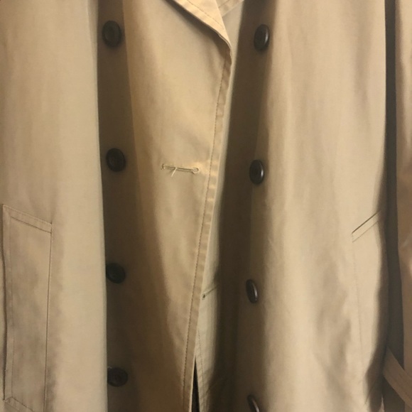 London Fog Maincoat - Picture 3 of 7